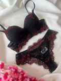 Conjunto P Milena preto com vermelho de renda