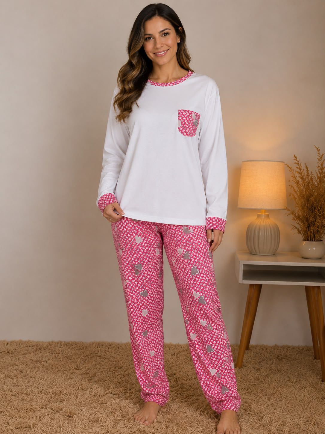 Pijama de frio estampado rosa e branco
