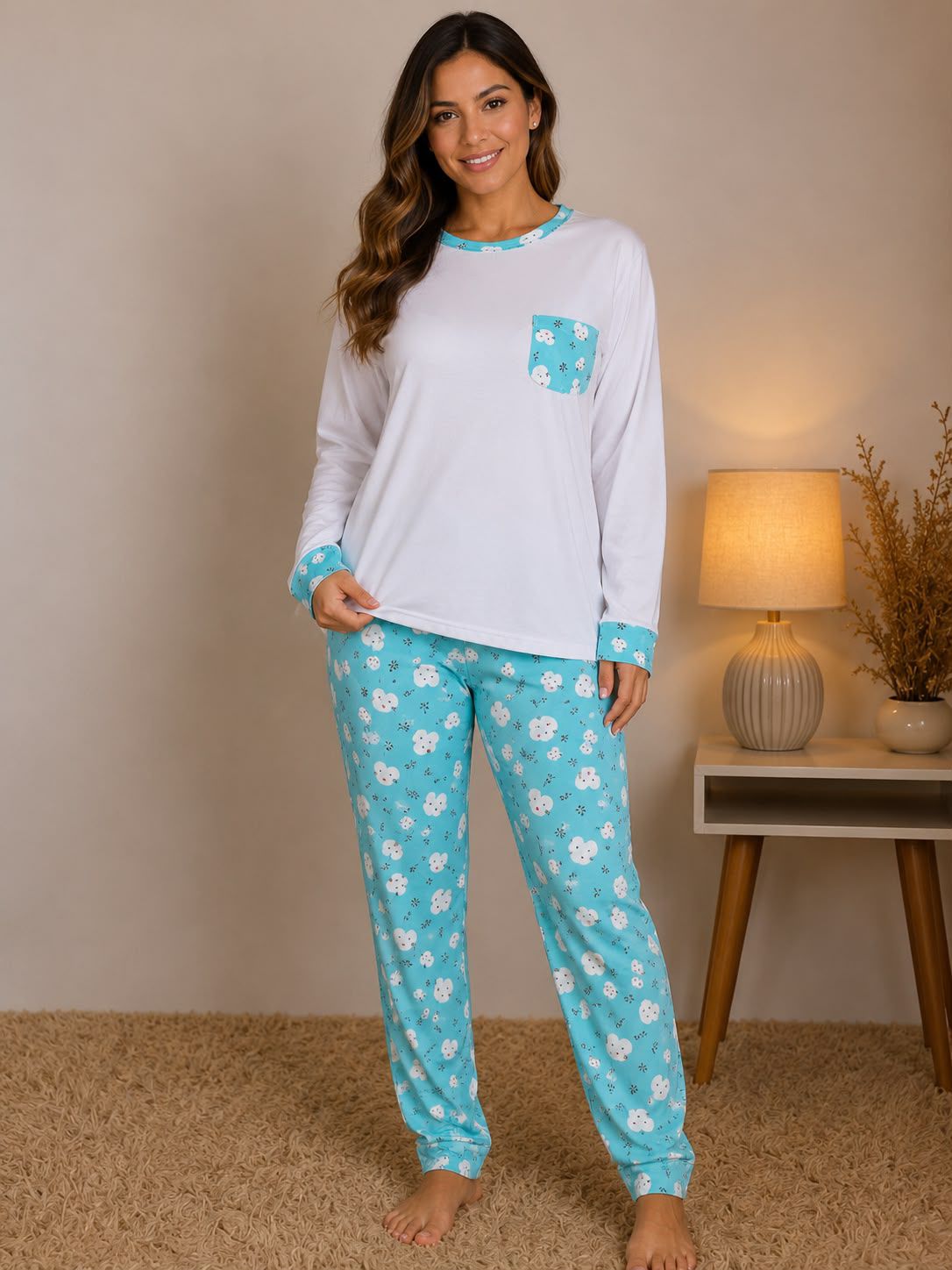 Pijama de frio estampado azul e branco