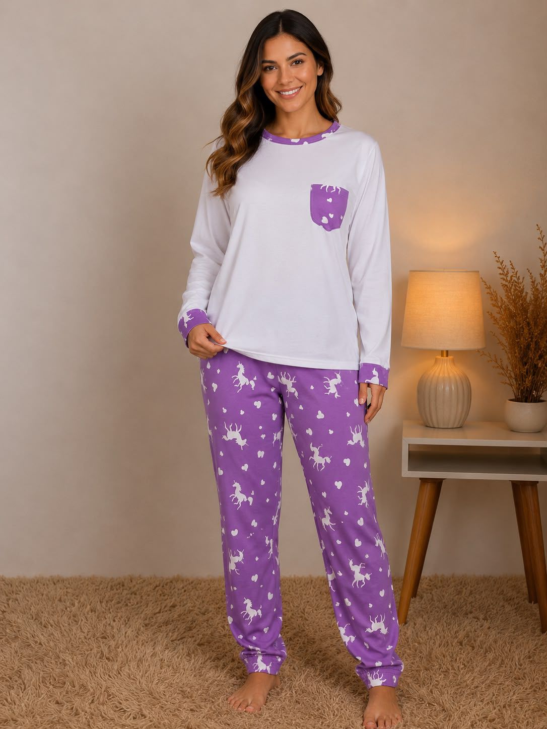Pijama de frio estampado lilás e branco